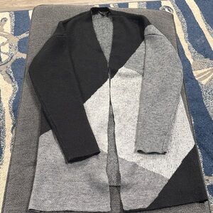 Kathy Ireland Colorblock Open Front Cardigan - Black & Gray